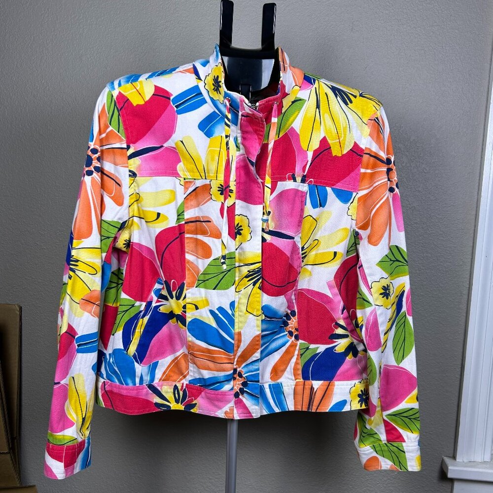GUC Woman's Coldwater Creek Floral Zip Up Jacket Size 12